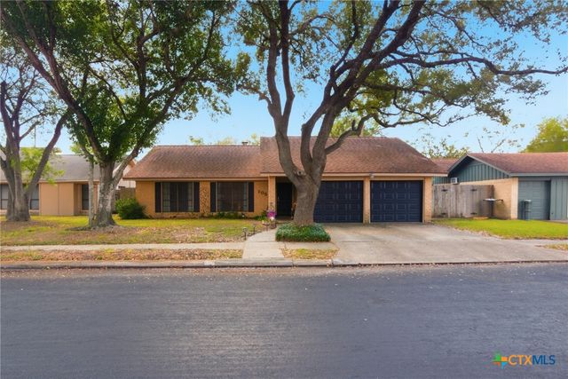 205 Pecos Drive, Victoria, TX 77904
