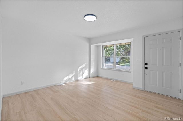 4215 S Ireland Court, Aurora, CO 80013