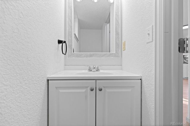 4215 S Ireland Court, Aurora, CO 80013