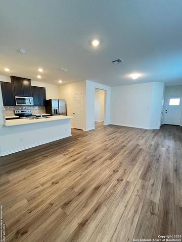 11622 Black Rose, San Antonio, TX 78245