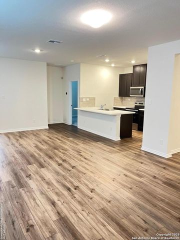 11622 Black Rose, San Antonio, TX 78245