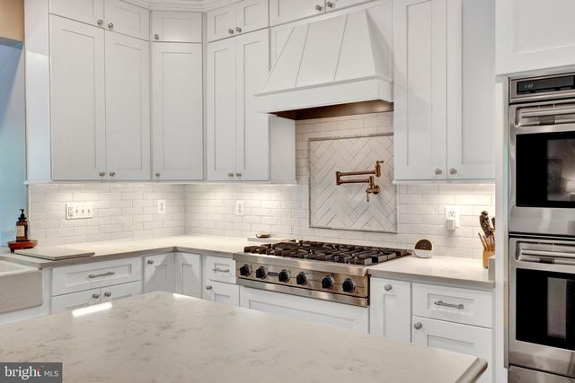 11394 FOX VALE GLEN CT, Oakton, VA 22124