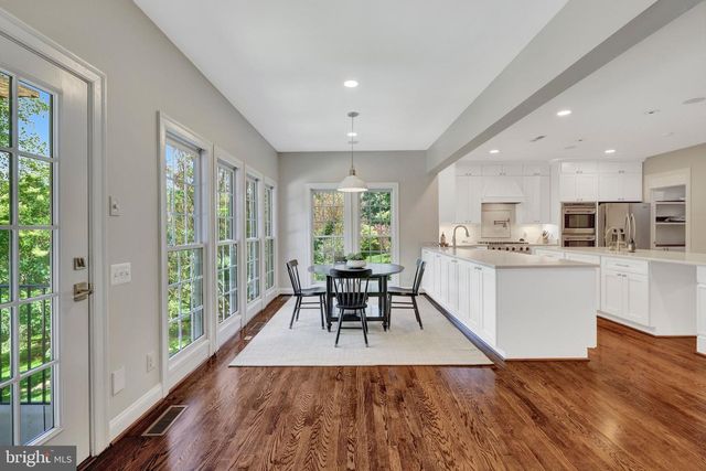 11394 FOX VALE GLEN CT, Oakton, VA 22124