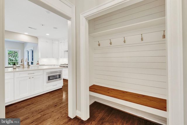 11394 FOX VALE GLEN CT, Oakton, VA 22124
