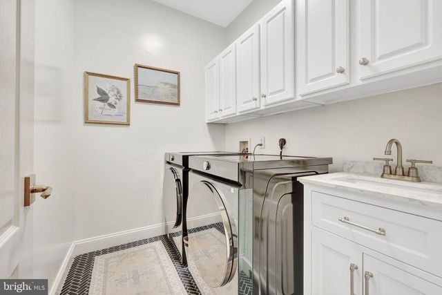 11394 FOX VALE GLEN CT, Oakton, VA 22124