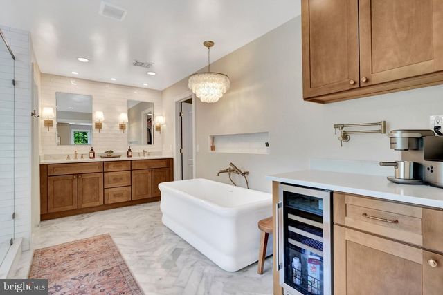 11394 FOX VALE GLEN CT, Oakton, VA 22124