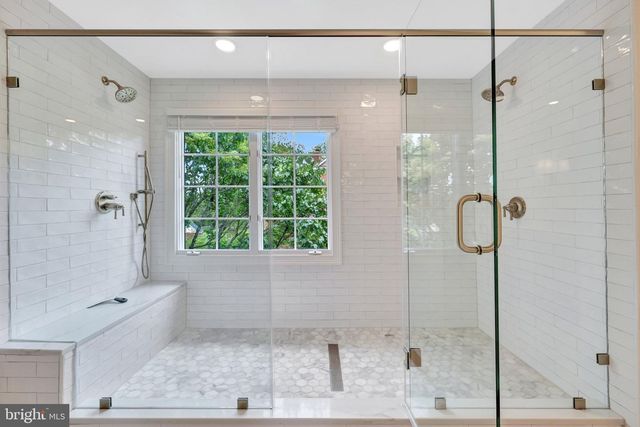 11394 FOX VALE GLEN CT, Oakton, VA 22124
