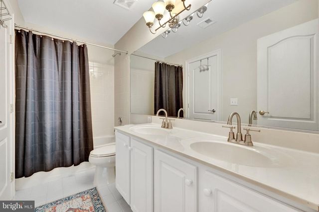11394 FOX VALE GLEN CT, Oakton, VA 22124