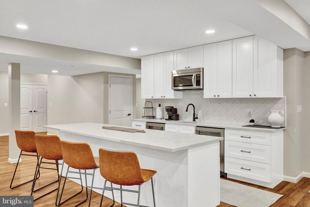 11394 FOX VALE GLEN CT, Oakton, VA 22124