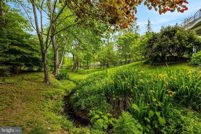 11394 FOX VALE GLEN CT, Oakton, VA 22124