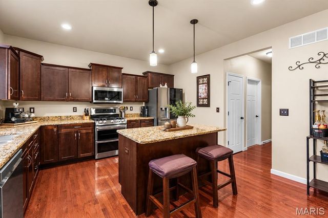 233 PEORIA Lane, O'fallon, IL 62269