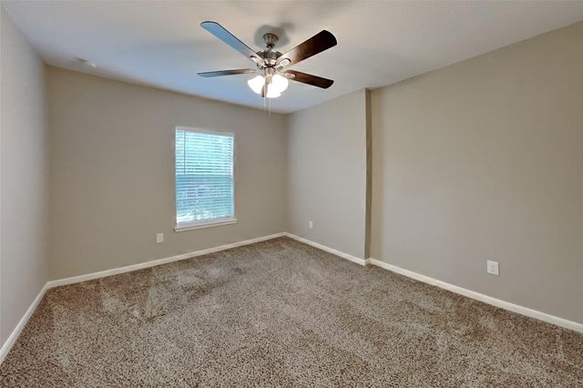 702 Fernglade Drive, Richmond, TX 77406