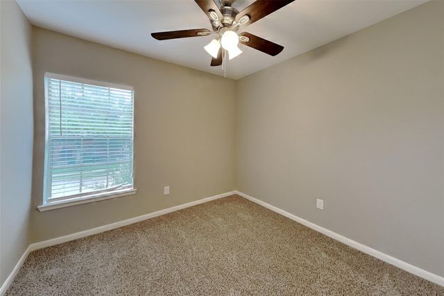702 Fernglade Drive, Richmond, TX 77406