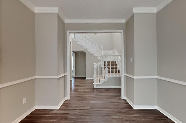 702 Fernglade Drive, Richmond, TX 77406