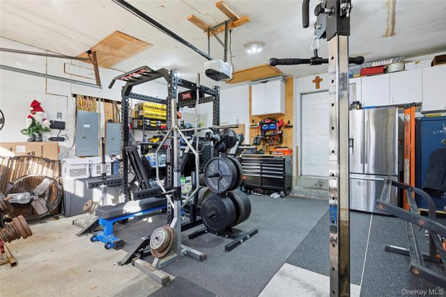 33 Urban Drive, Selden, NY 11784