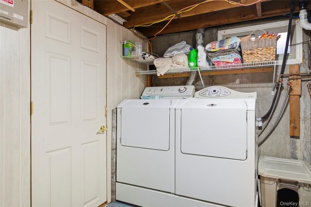 33 Urban Drive, Selden, NY 11784