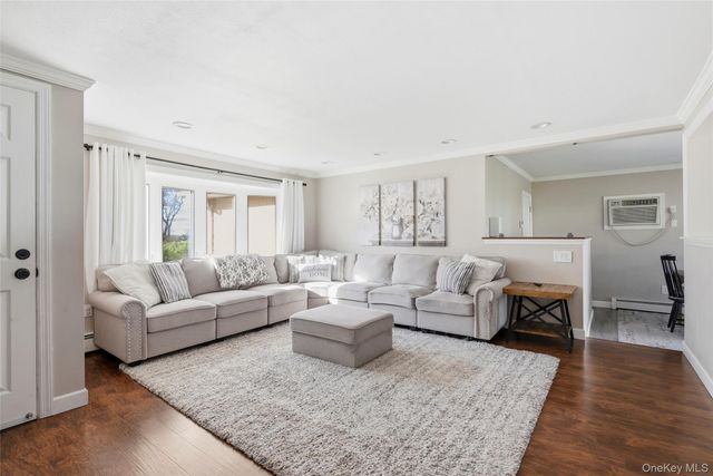 33 Urban Drive, Selden, NY 11784