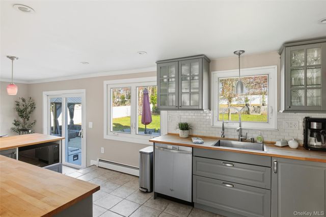 33 Urban Drive, Selden, NY 11784