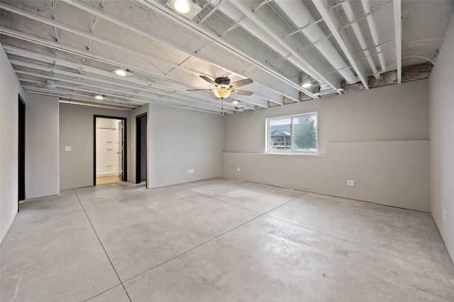 3825 Whitman Ave, Marion, IA 52302