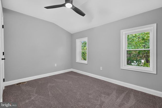 715 N LOCUST ST, Wilmington, DE 19801