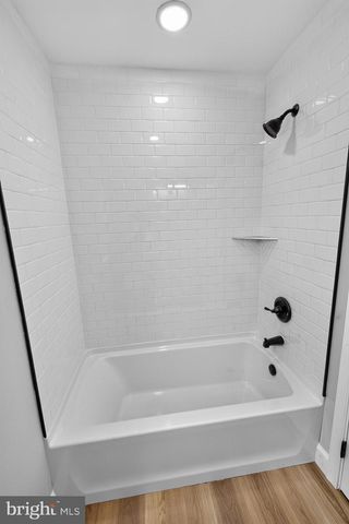 715 N LOCUST ST, Wilmington, DE 19801