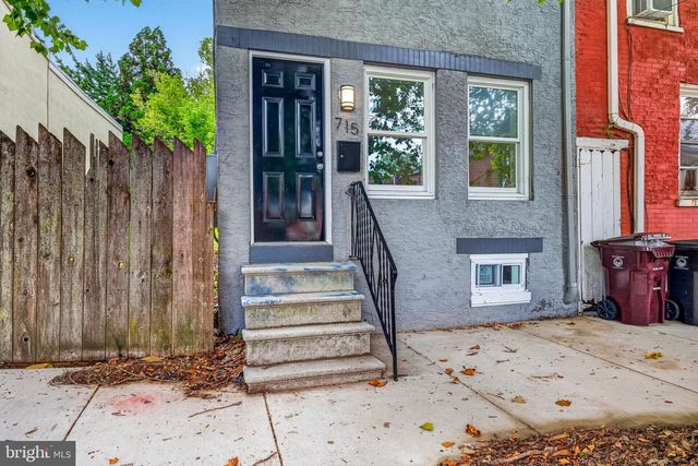 715 N LOCUST ST, Wilmington, DE 19801