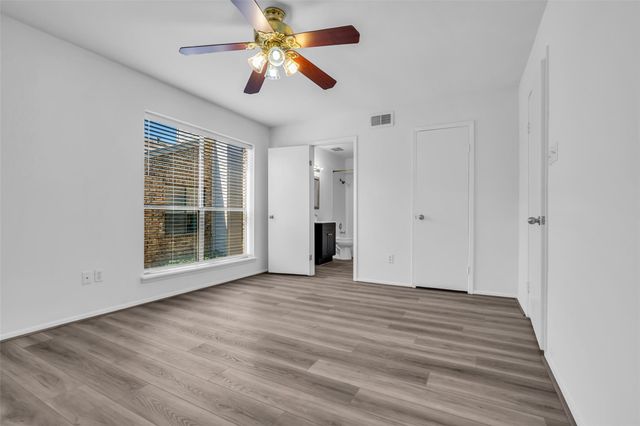 2025 Augusta Drive 304, Houston, TX 77057