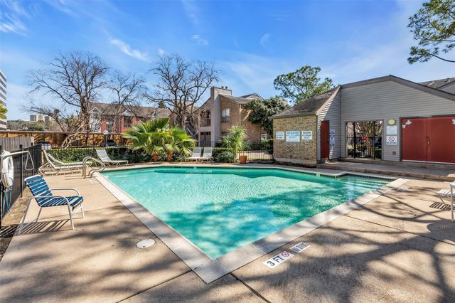 2025 Augusta Drive 304, Houston, TX 77057