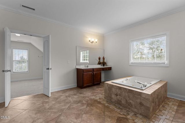 465 Davis Love Drive, Chapel Hill, NC 27517