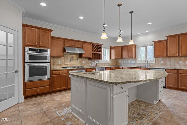 465 Davis Love Drive, Chapel Hill, NC 27517