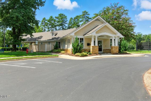 465 Davis Love Drive, Chapel Hill, NC 27517