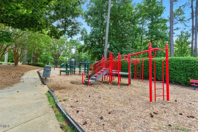 465 Davis Love Drive, Chapel Hill, NC 27517