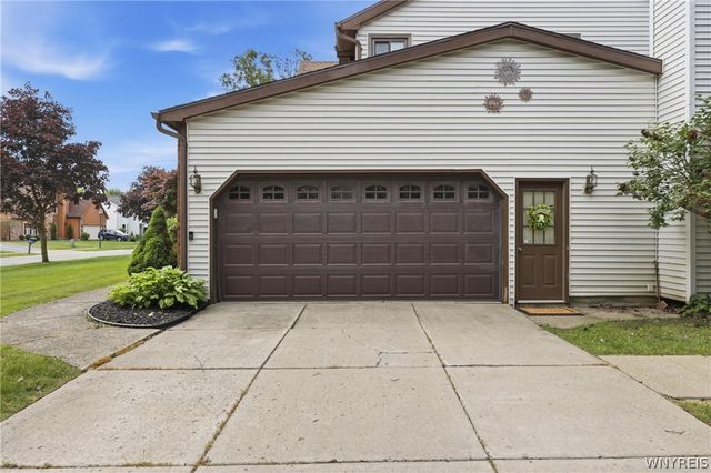 72 Brenridge Drive, Amherst, NY 14051