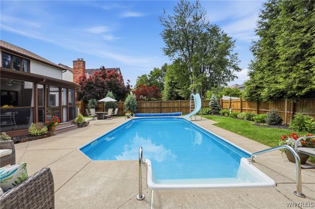 72 Brenridge Drive, Amherst, NY 14051