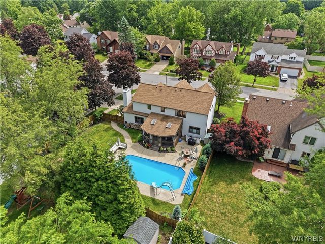 72 Brenridge Drive, Amherst, NY 14051