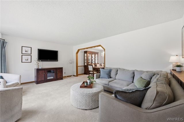 72 Brenridge Drive, Amherst, NY 14051