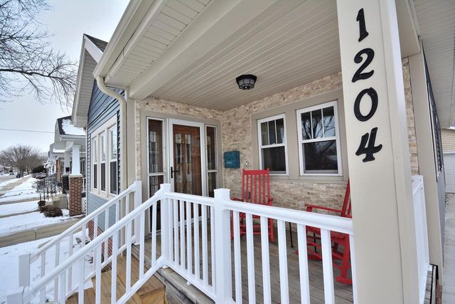 1204 Wolff STREET, Racine, WI 53402