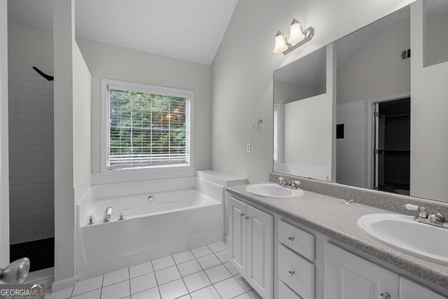 245 Sturgess Run, Sharpsburg, GA 30277