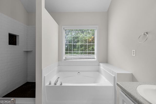 245 Sturgess Run, Sharpsburg, GA 30277