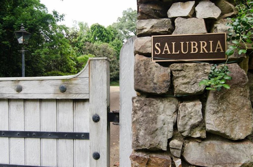 Image 2 of property listing at 2100 West Wesley Road, Atlanta, GA 30327