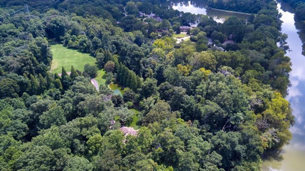 Image 51 of property listing at 2100 West Wesley Road, Atlanta, GA 30327