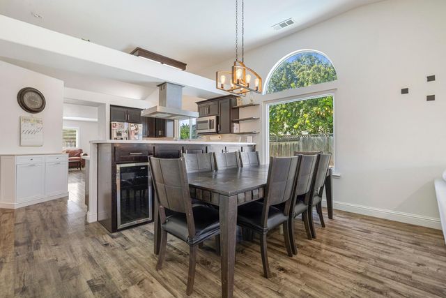 1614 7th St, Hughson, CA 95326