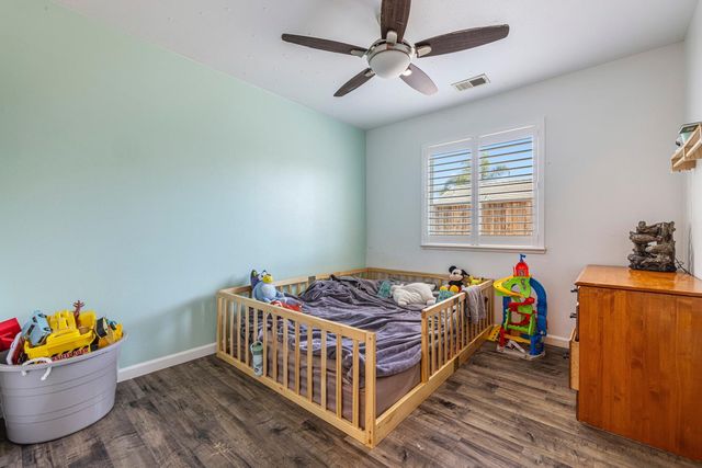 1614 7th St, Hughson, CA 95326
