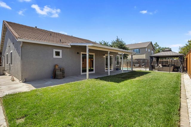 1614 7th St, Hughson, CA 95326