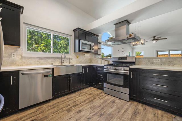 1614 7th St, Hughson, CA 95326