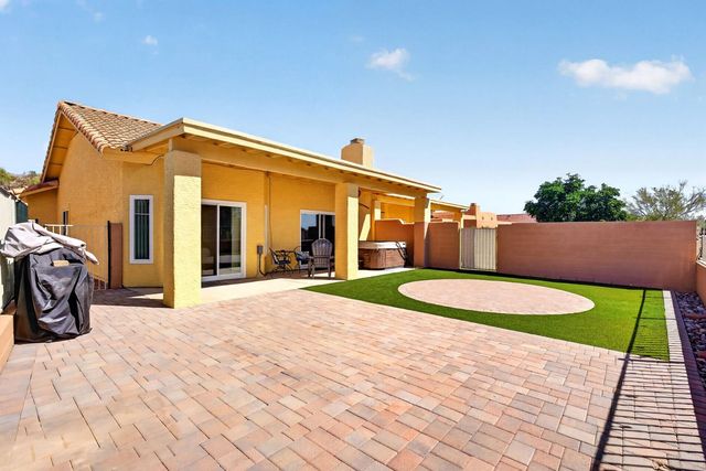 12213 N CHAMA Drive 2, Fountain Hills, AZ 85268