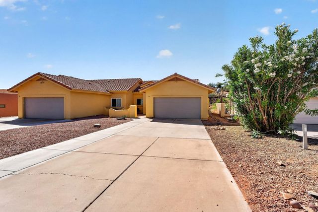 12213 N CHAMA Drive 2, Fountain Hills, AZ 85268