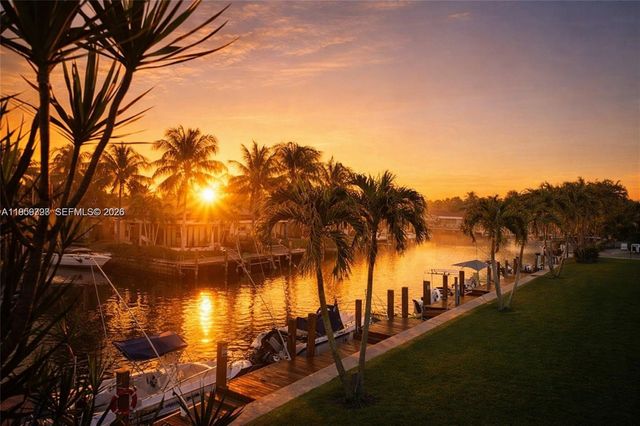 301 E Mcnab Rd 205, Pompano Beach, FL 33060