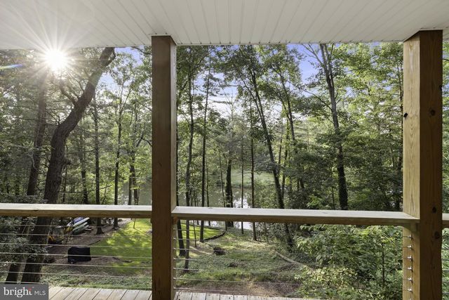 229 BOY SCOUT RD, New Oxford, PA 17350