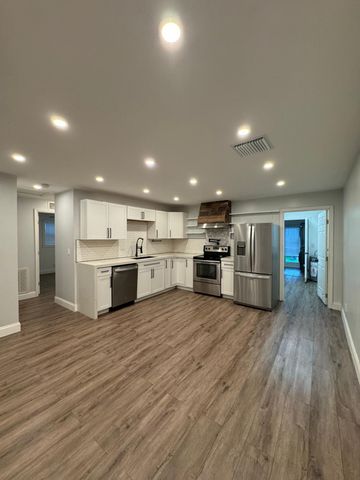 9422 SW 51st Street 1-2, Cooper City, FL 33328